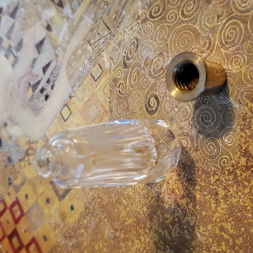 Purfume bottle - Picture 2 of 4